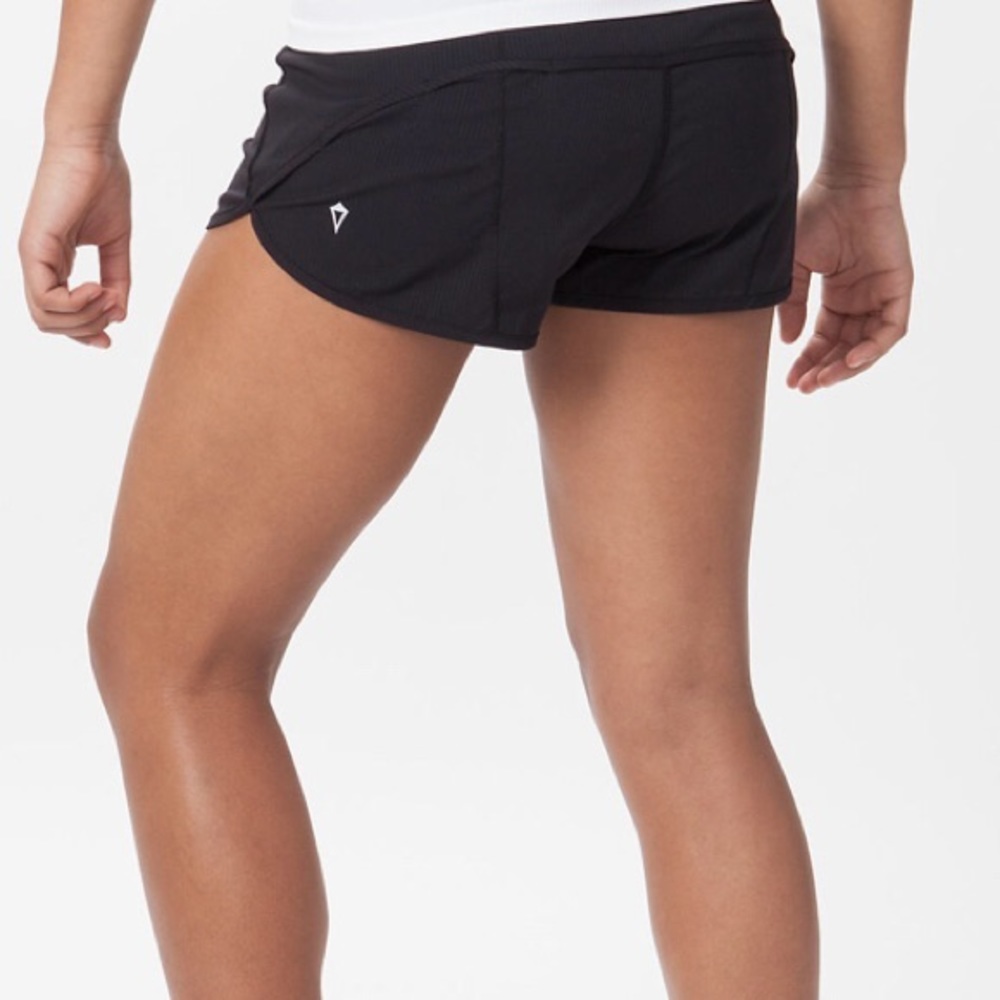 Ivivva running shorts